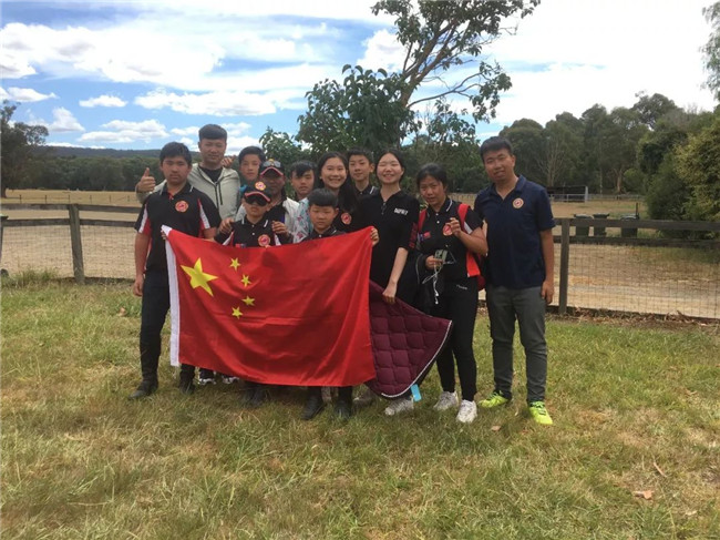 中国小马俱乐部推出第三次“免费赴澳马术营”