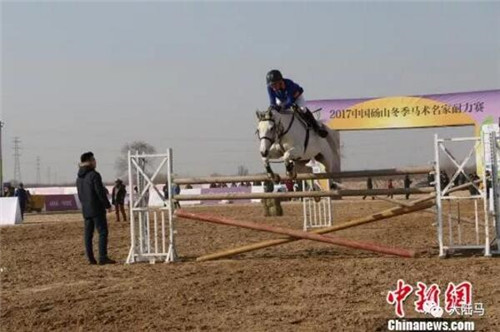 中国砀山冬季马术名家耐力赛在黄河故道开跑-大陆赛马网